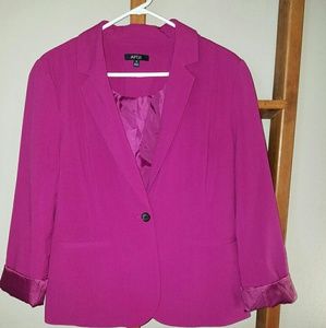 Apt 9 Fuchsia Long Sleeve Blazer size 16